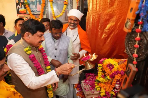 CM Mohan Yadav Pays Tribute to Sant Ravidas in Ujjain on Guru Purnima