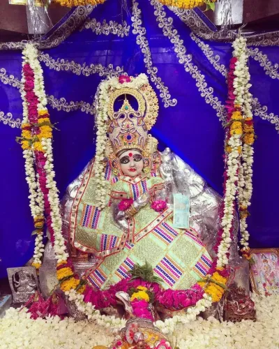 CM Mohan Yadav Seeks Blessings at Ratlam Mahalakshmi Temple