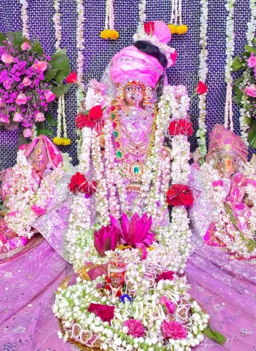 CM Mohan Yadav Seeks Blessings of Mahalakshmi at Indore Temple