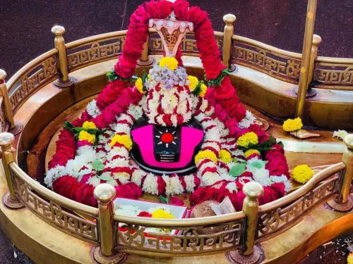 CM Mohan Yadav Seeks Blessings of Ujjain's Angareshwar Mahadev