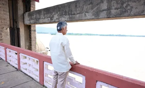 CM Naidu Inspects Prakasam Barrage Amid Record Kharif Releases