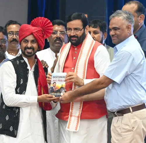 CM Nayab Saini Engages With Dhanak Samaj, Hails Icons