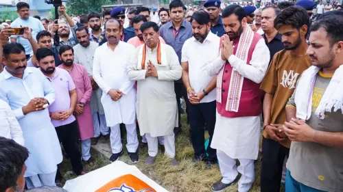 CM Nayab Saini Pays Tribute to BJP Leader Gurnam Singh Gurjar