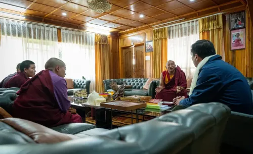 CM Pema Khandu Receives Blessings from Lama, Nuns of Arunachal Nunnery