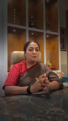 CM Rekha Gupta Calls Delhi to Yamuna Ghat Mega Clean Drive