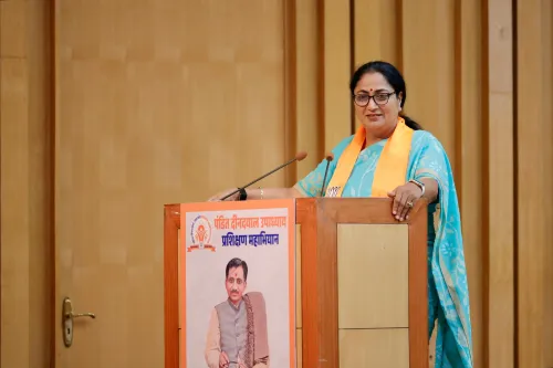 Delhi CM Rekha Gupta, BJP chief train party workers in New Delhi, Karol Bagh