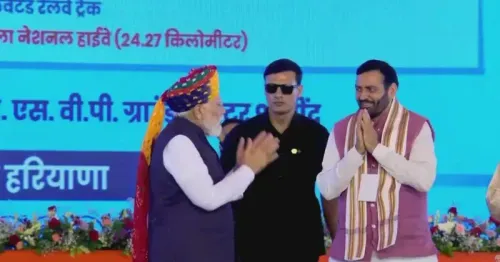 CM Rekha Gupta Hails PM Modi's Hydrogen Train Launch from Haryana
