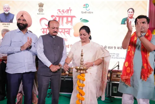 CM Rekha Gupta Inaugurates Mango Festival at Janakpuri INA Haat