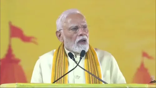 CM Rekha Gupta Shares PM Modi's Vijayadashami Message on Self-Reliance