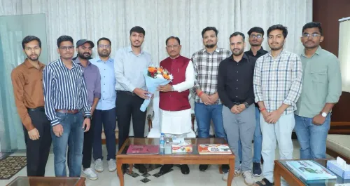 CM Sai Meets UPSC Prelims Qualifiers from Tribal Youth Hostel
