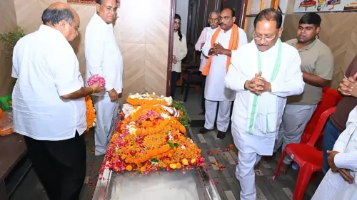 CM Sai Pays Last Respects to BJP Leader Rupnarayan Sinha