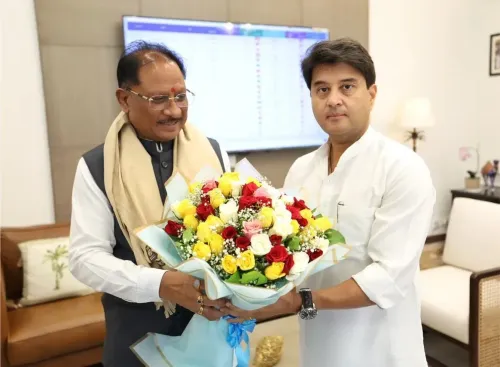 CM Sai Pushes for 2,305 New Mobile Towers in Chhattisgarh