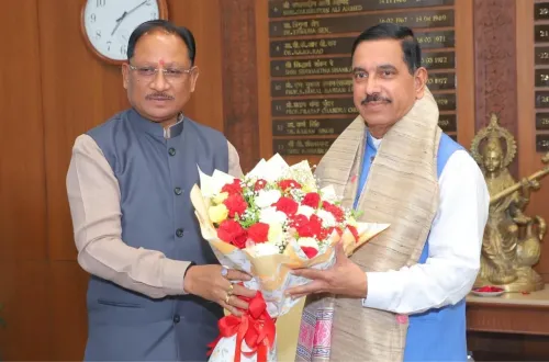 CM Sai Pushes for Faster Rice Lifting, 250 Monthly Rakes