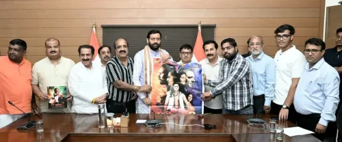 CM Saini watches '48 Kos 2' clips with Kurukshetra visitors