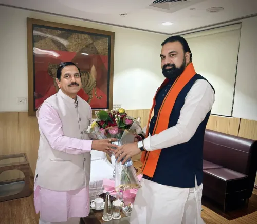 CM Samrat Choudhary joins PM Modi's 25-yr service drive in Patna