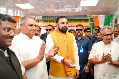 CM Samrat Choudhary Opens Malahi Pakdi Metro Station in Patna