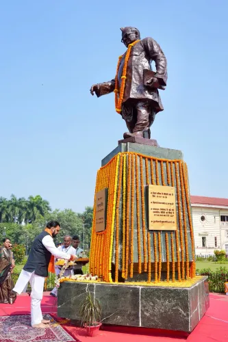 CM Samrat Choudhary pays tribute to Bihar Kesari Dr. Shrikrishna Singh