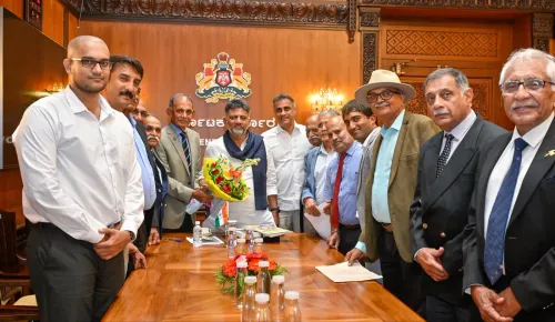 CM Shivakumar meets Kodagu veterans, Olympians at Vidhana Soudha