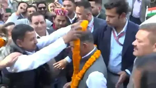 CM Sukhu Greeted by Huge Crowd in Kullu's Bajaura