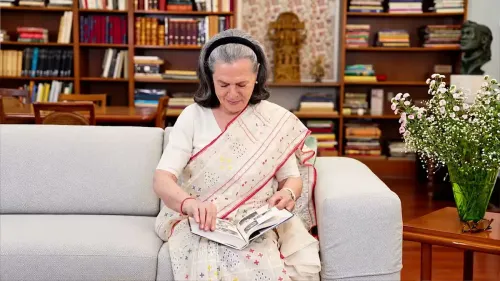 CM Sukhu hails Sonia Gandhi's memoir on Rajiv Gandhi