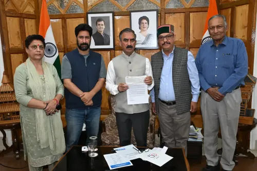 CM Sukhu Thanks Indorama Chief for Rs 10 Lakh Relief Fund Donation