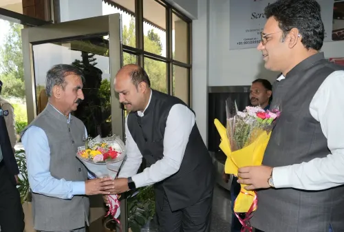 CM Sukhu Thanks Kangra Leaders After Gaggal Airport Arrival