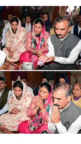 CM Sukhu Visits Hatu Temple, Prays for State's Welfare