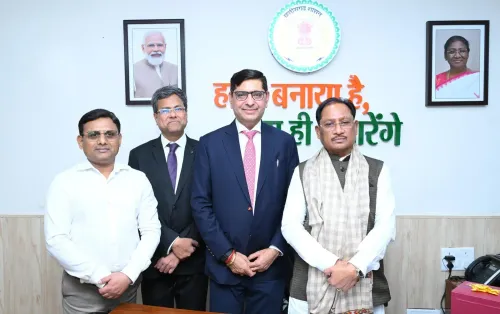 CM Vishnu Deo Sai meets Saroj Hospital vice chairman in Raipur