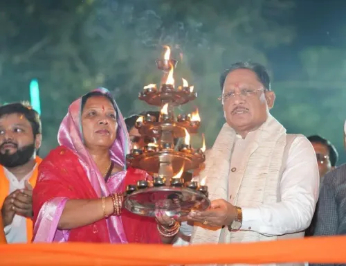 CM Vishnu Deo Sai performs Mahanadi Aarti at Shivri Narayan on Navratri