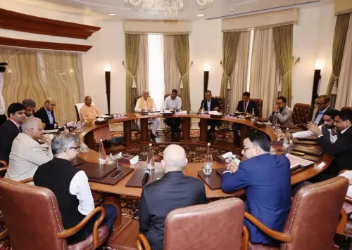 CM Yogi Chairs UP Infrastructure Roundtable in Bengaluru