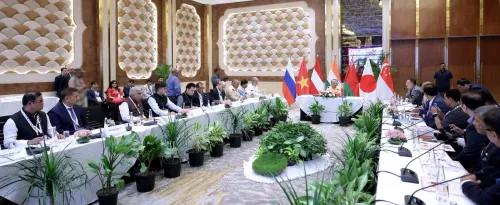 CM Yogi Courts Singapore Investors at UP Trade Show 2026