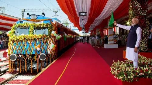 CM Yogi Hails India's First Hydrogen Train on Jind-Sonipat Route