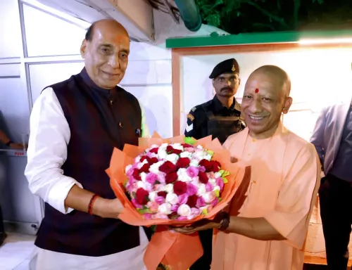 CM Yogi Meets Defence Min Rajnath Singh in Varanasi