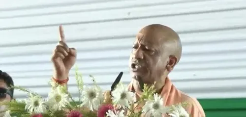 योगी का विपक्ष पर प्रहार: 'सपा का इतिहास रामभक्तों के खून से सना', गोरखपुर में ₹758 करोड़ की परियोजनाओं का लोकार्पण