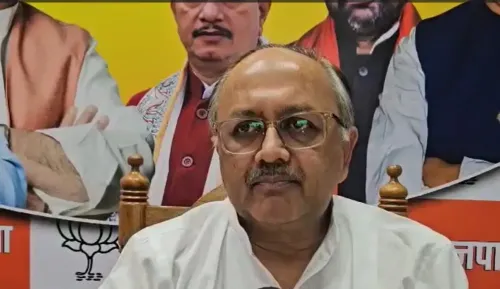 क्या सिद्धार्थ नाथ सिंह ने सपा पर कफ सिरप के लाइसेंस का आरोप लगाया?