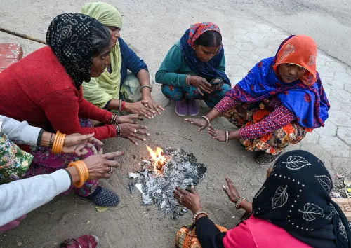 Is a Cold Wave Sweeping Through Rajasthan as Temperatures Drop?