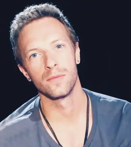 Chris Martin Infuses Mumbai Stage with Desi Flair