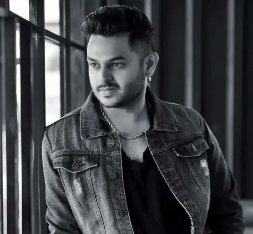 Comedian Sidharth Sagar Claims <b>'Real Humor is Effortless'</b>
