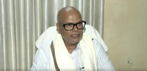 एसआईआर और वोट चोरी पर इंडिया गठबंधन एकजुट, बिहार कांग्रेस अध्यक्ष राजेश राम बोले — ज्ञानेश कुमार के खिलाफ राजभवन कूच
