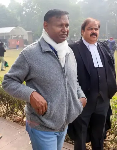 Did Congress Leader Udit Raj Respond to Sadhvi Pragya's Remarks on Rahul Gandhi?