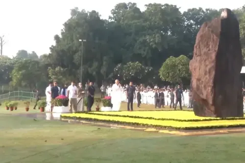 Congress pays tributes to Indira Gandhi on 41st death anniversary at Shakti Sthal