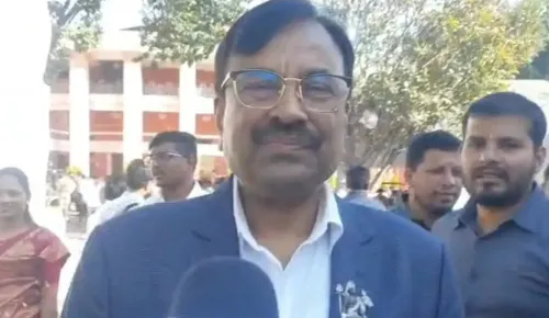 क्या कांग्रेस सत्ता से दूर रहकर बौखला गई है: सुधीर मुनगंटीवार?