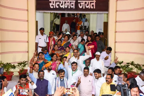 पटना: कांग्रेस विधायक सुरेंद्र कुशवाहा ने राज्यसभा चुनाव को लेकर उठाए गंभीर सवाल