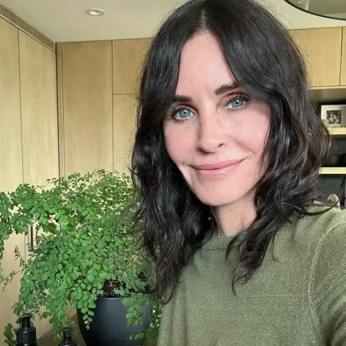 Courteney Cox directs 'Evil Genius': TIFF selection makes dream real