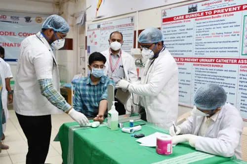 क्या कोविड-19: देश में संक्रमण के एक्टिव केस घटकर 6000 से नीचे आ गए हैं?