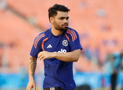 रिंकू सिंह के पिता की स्वास्थ्य स्थिति नाजुक, अस्पताल में भर्ती