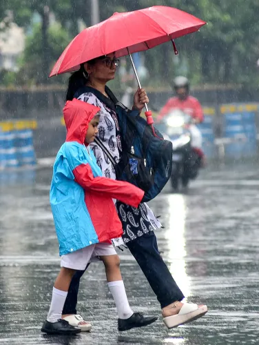 Kolkata: Rain Lashes the City