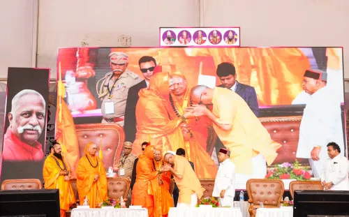 Belagavi: Vice President C.P. Radhakrishnan at Sri Veerabhadreshwara Temple