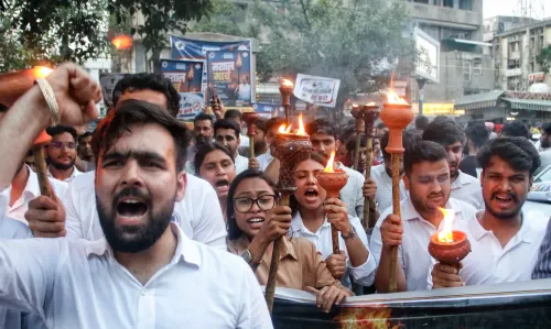 NSUI का मशाल मार्च: शिक्षा और छात्र लोकतंत्र की आवाज़