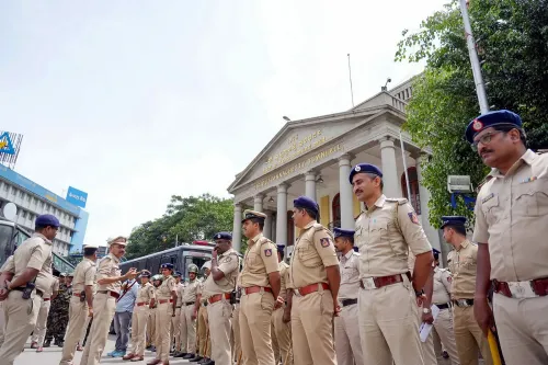 Bengaluru: Police security tightened outside Town Hall amid Karnataka bandh